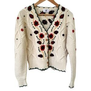 Alba Moda Wool Troylean VTG Floral Embroidered Cardigan Wood Buttons M Austrian